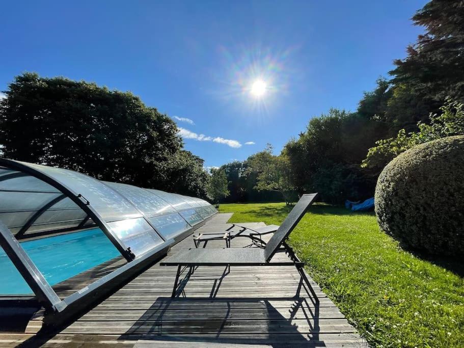 Le Gite Marie-Galante : Belle Maison D'Hotes Avec Acces Piscine En Ete Lanmeur Exterior photo